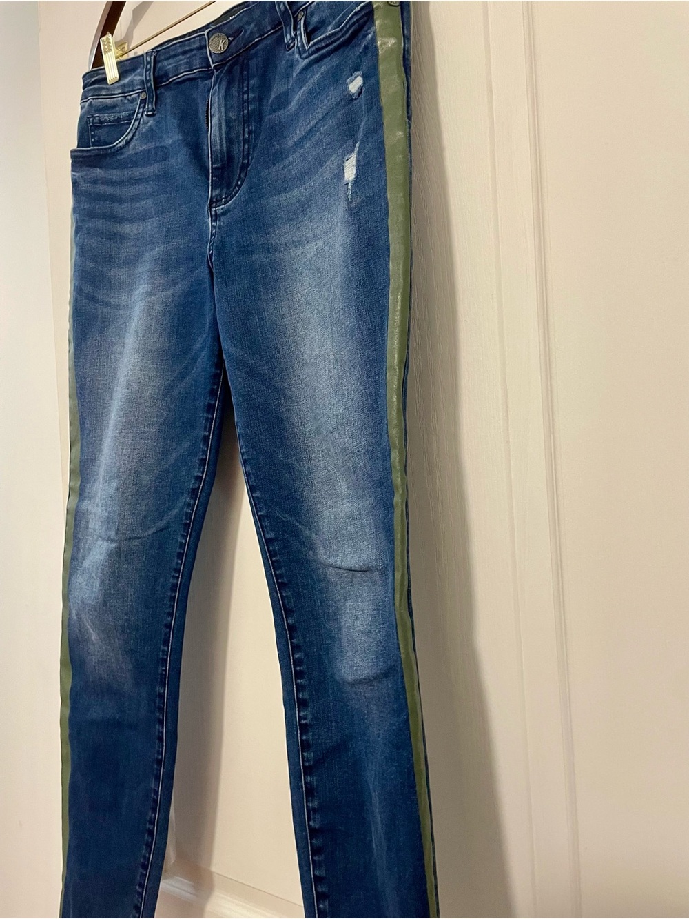 Kut from the Kloth Dark Blue Skinny Jeans with Olive Side Stripe, Size 10